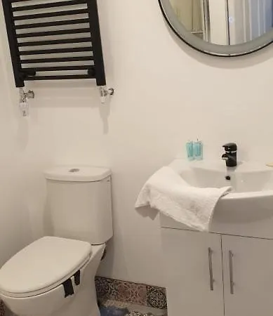 דירה Sarahs At Pheasant Lane *