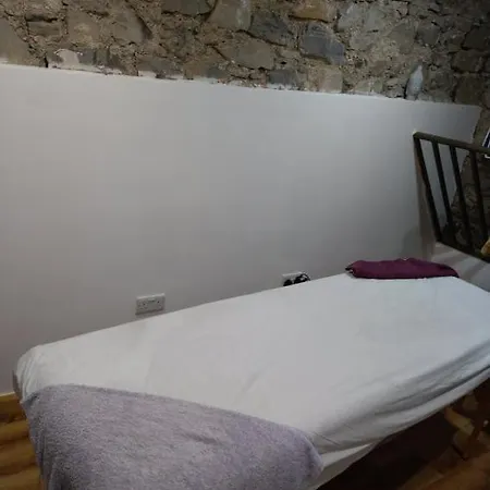 Sarahs At Pheasant Lane Raistin