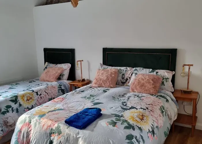 Sarahs At Pheasant Lane